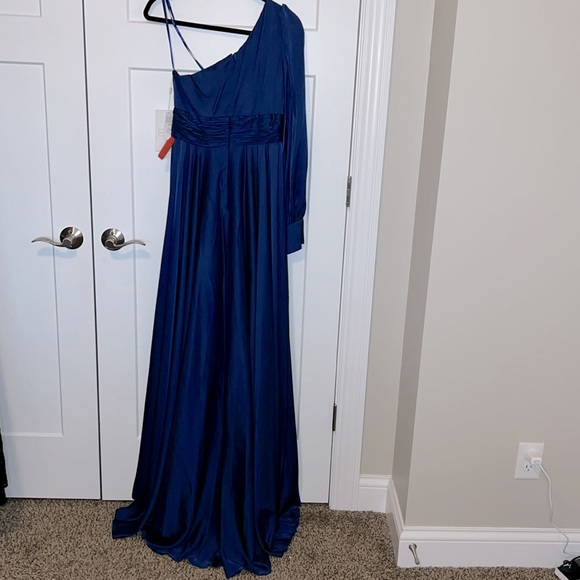 NWT Ieena for Mac Duggal Blue One Shoulder Bishop Sleeve Flowy Gown - 67866 - Picture 4 of 9